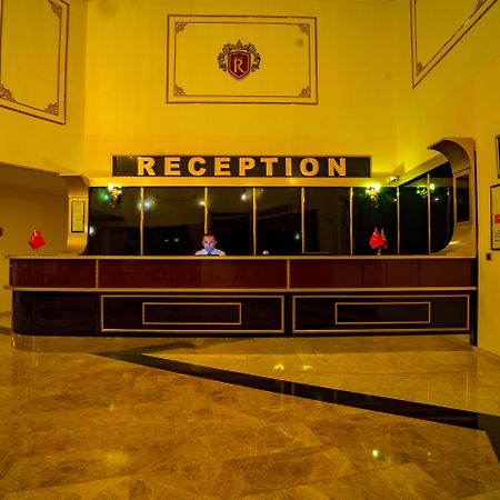 Royal Palace Kusadasi Hotel ภายนอก รูปภาพ