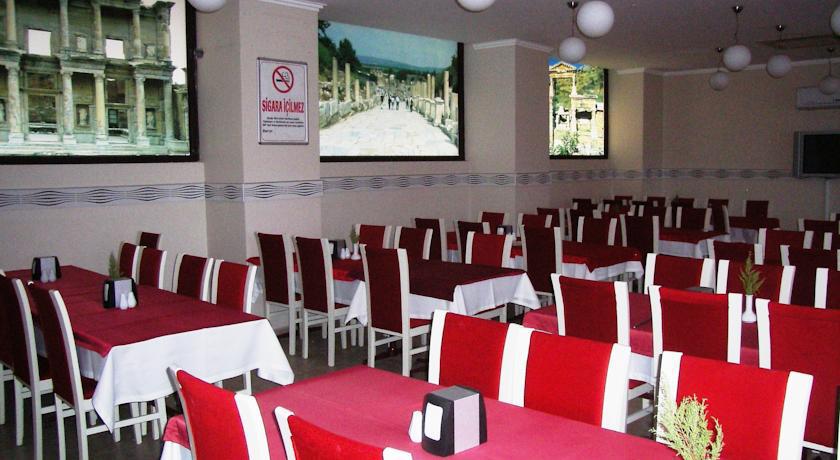 Royal Palace Kusadasi Hotel ภายนอก รูปภาพ