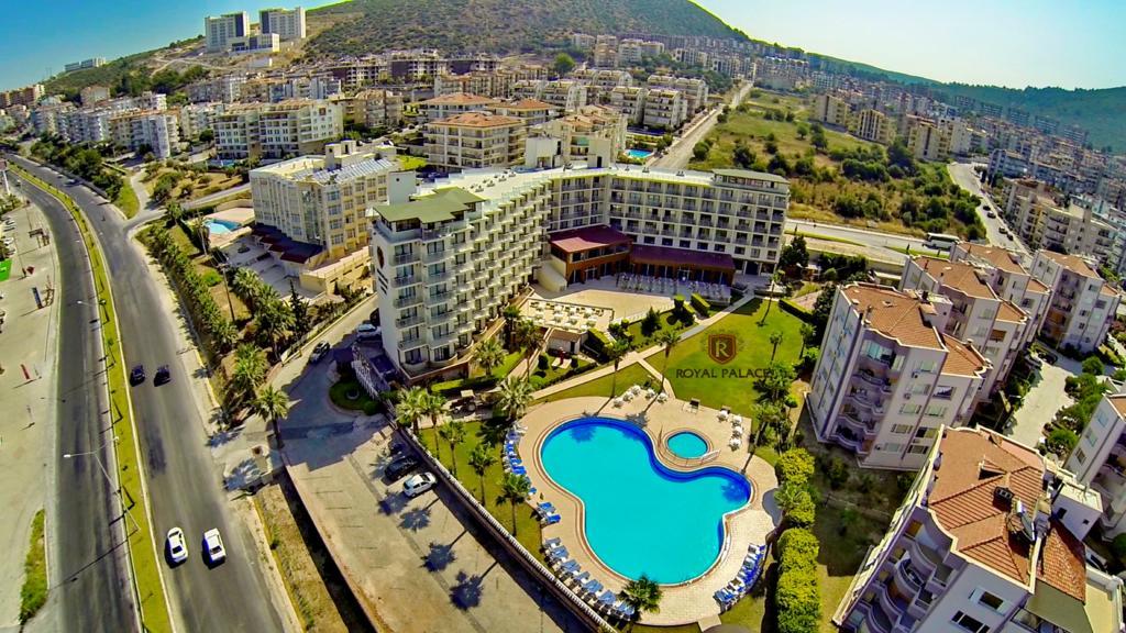 Royal Palace Kusadasi Hotel ภายนอก รูปภาพ