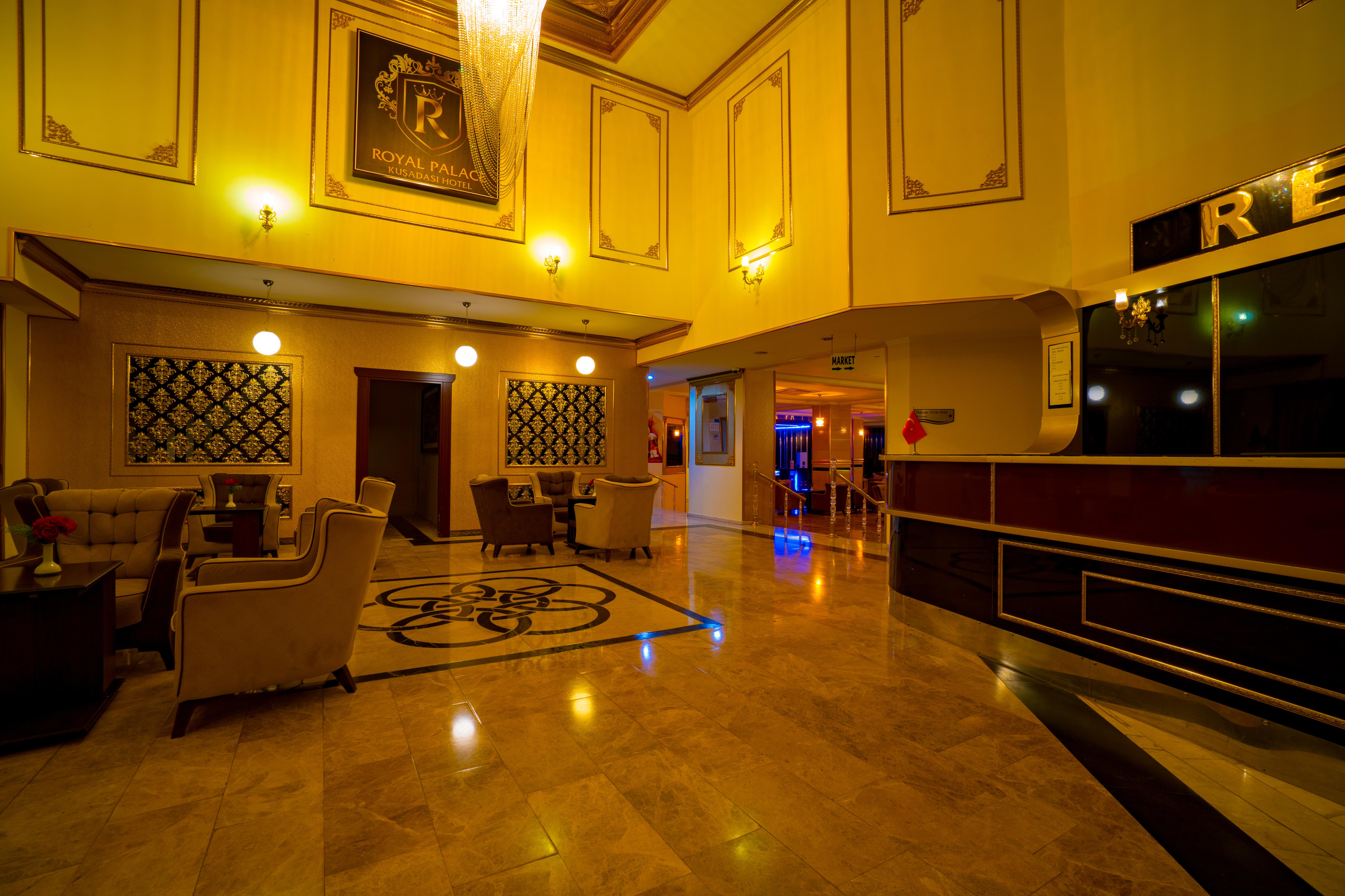 Royal Palace Kusadasi Hotel ภายนอก รูปภาพ