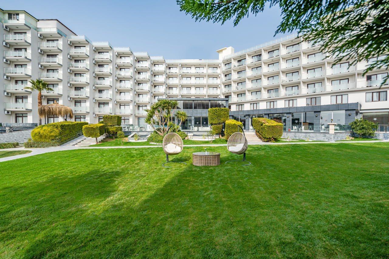 Royal Palace Kusadasi Hotel ภายนอก รูปภาพ