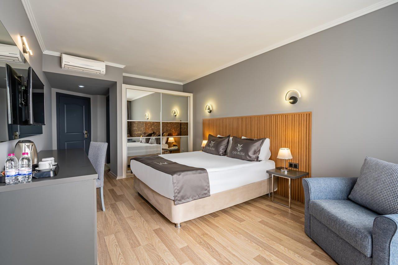Royal Palace Kusadasi Hotel ภายนอก รูปภาพ